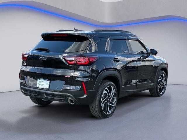 Used 2024 Chevrolet TrailBlazer RS w/ Driver Confidence Package FWD image 6