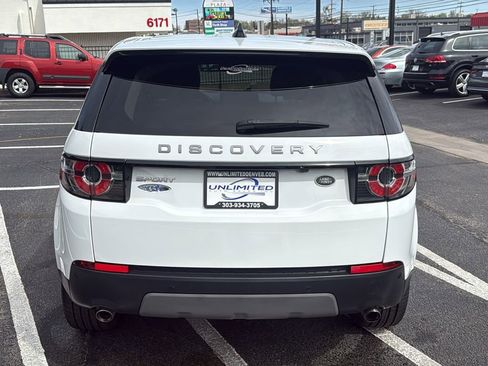 Used 2018 Land Rover Discovery Sport SE AWD/4WD image 4