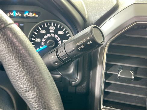 Used 2015 Ford F150 XLT w/ Equipment Group 301A Mid image 16