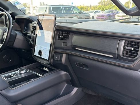 Used 2023 Ford Expedition Max Platinum RWD image 33
