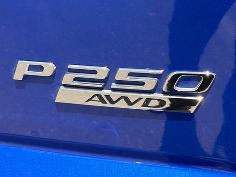 Used 2018 Jaguar E-PACE S image 12