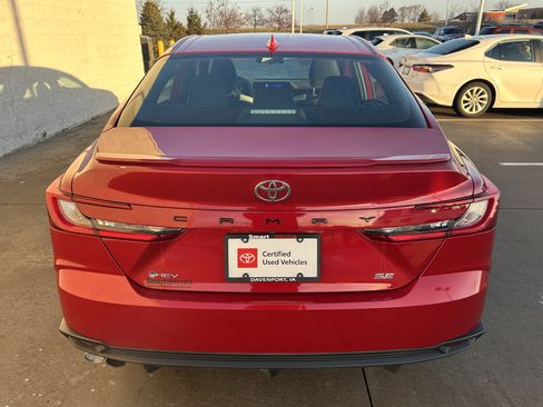 Certified 2025 Toyota Camry SE image 5