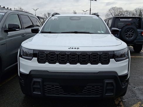 New 2026 Jeep Cherokee Laredo AWD/4WD image 2