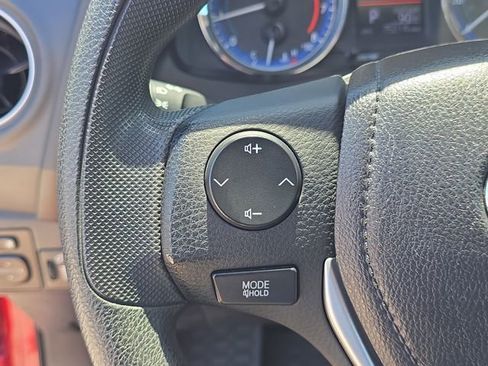 Used 2019 Toyota Corolla LE FWD image 27