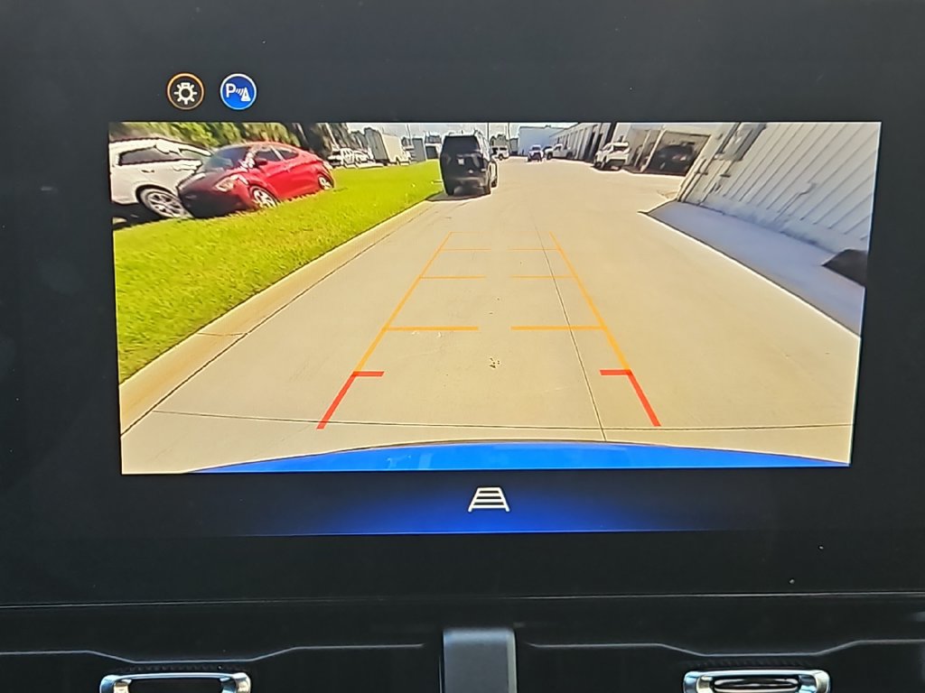 Used 2026 Chevrolet Equinox ACTIV w/ Convenience Package III AWD/4WD image 23