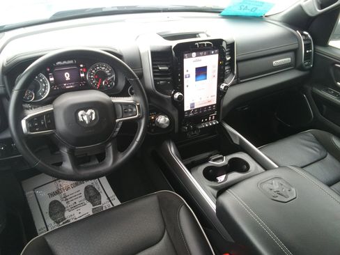 Used 2024 RAM 1500 Laramie image 13