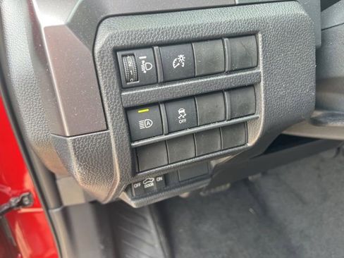 Used 2025 Toyota Tacoma SR5 AWD/4WD image 13