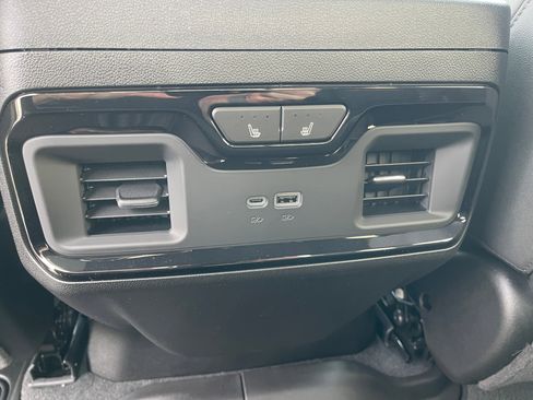 New 2026 GMC Sierra 2500 AT4 w/ Technology Package image 19