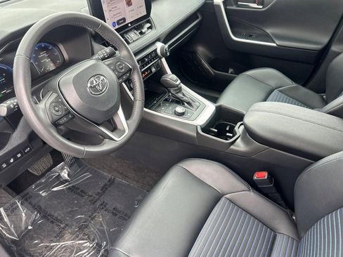 Used 2024 Toyota RAV4 XSE w/ Advanced Technology Package AWD/4WD image 4