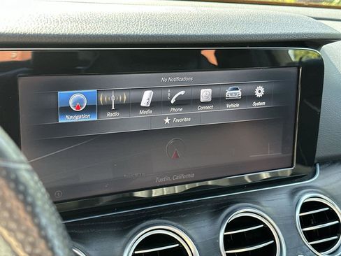 Used 2017 Mercedes-Benz E 300 image 41