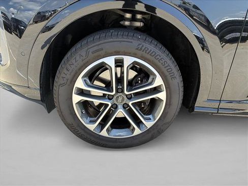 Used 2025 Audi Q5 Premium w/ Convenience Package AWD/4WD image 9