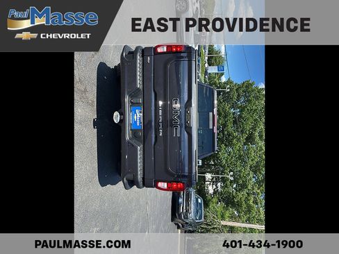 Used 2022 GMC Sierra 1500 Elevation w/ Elevation Premium Package AWD/4WD image 6