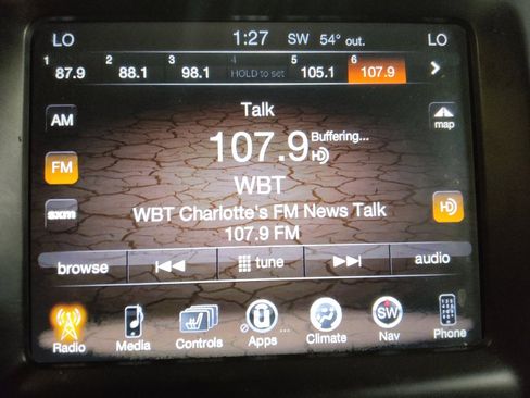 Used 2018 Jeep Cherokee Limited AWD/4WD image 25