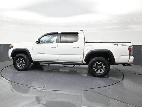 Used 2023 Toyota Tacoma TRD Off-Road w/ TRD Premium Off Road Package RWD image 2