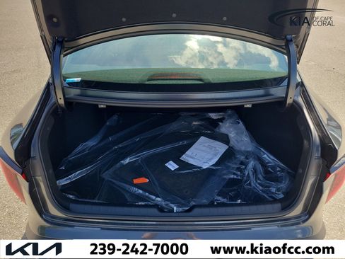 New 2026 Kia K4 FWD image 10