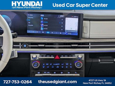 Used 2024 Hyundai Santa Fe Limited AWD/4WD image 24