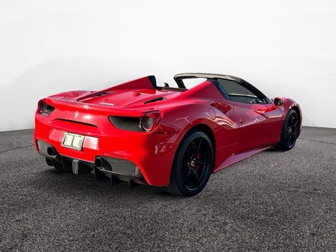 Used 2017 Ferrari 488 Spider image 5