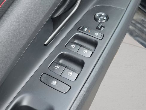 Certified 2025 Hyundai Elantra N Line FWD image 18