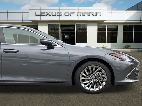 Certified 2025 Lexus ES 300h w/ Luxury Package image 35