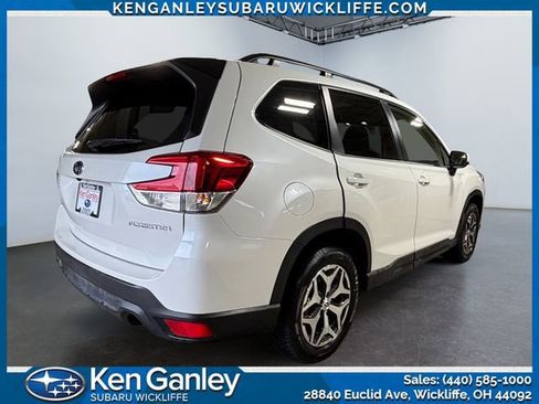 Certified 2024 Subaru Forester Premium AWD/4WD image 5