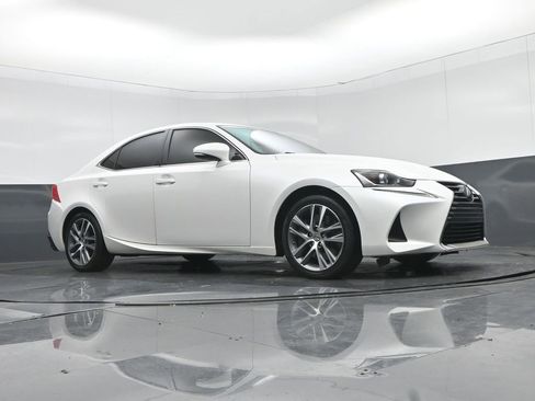 Used 2020 Lexus IS 300 image 50