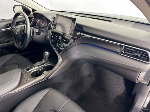 Used 2021 Toyota Camry XSE AWD/4WD image 34