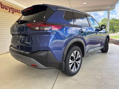 Used 2021 Nissan Rogue SV w/ Premium Package AWD/4WD image 7