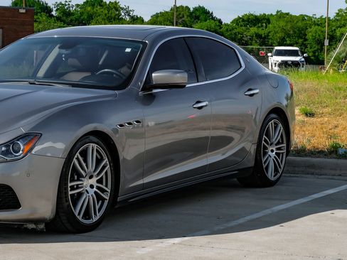 Used 2015 Maserati Ghibli S Q4 AWD/4WD image 9