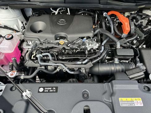 New 2026 Toyota Sienna Platinum AWD/4WD image 10
