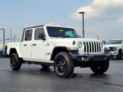 Used 2021 Jeep Gladiator Sport