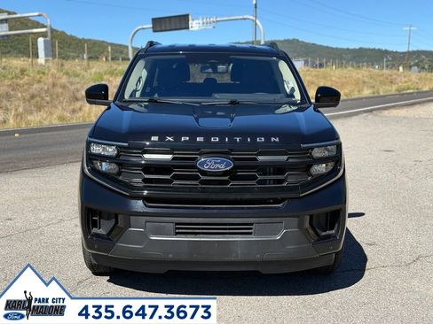 Used 2025 Ford Expedition Active AWD/4WD image 8