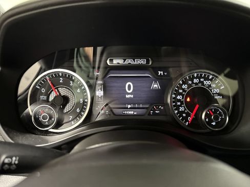 Used 2025 RAM 1500 Big Horn RWD image 12