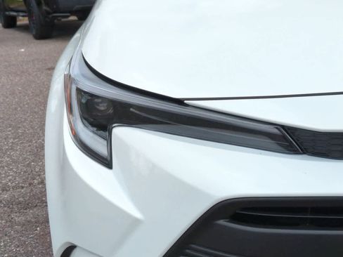 Used 2026 Toyota Corolla LE FWD image 10