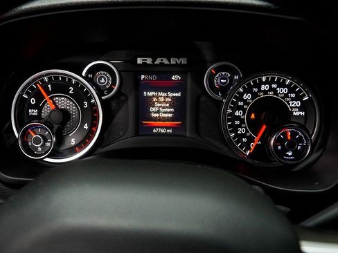 Used 2022 RAM 2500 Big Horn AWD/4WD image 31