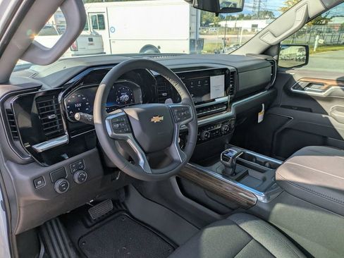 New 2025 Chevrolet Silverado 1500 LT w/ Safety Package RWD image 32