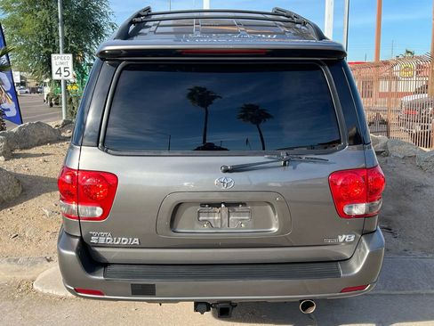 Used 2006 Toyota Sequoia Limited image 9