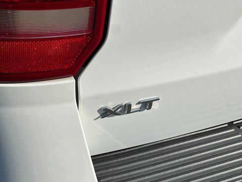 Used 2020 Ford Expedition XLT w/ Equipment Group 202A image 33