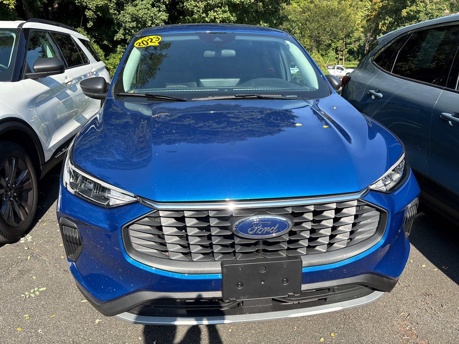 Used 2023 Ford Escape Active w/ Tech Pack #1 AWD/4WD image 2
