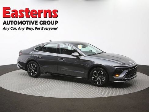 Used 2025 Hyundai Sonata SEL FWD image 48