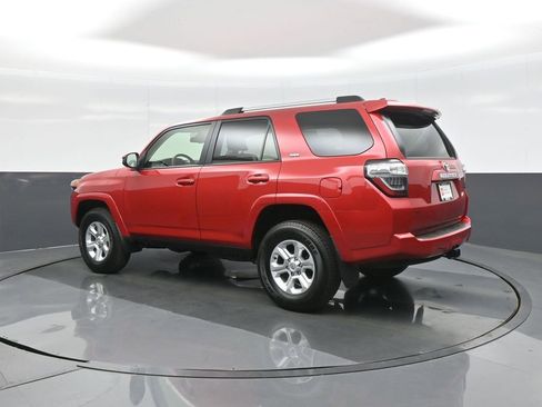 Certified 2024 Toyota 4Runner SR5 AWD/4WD image 5