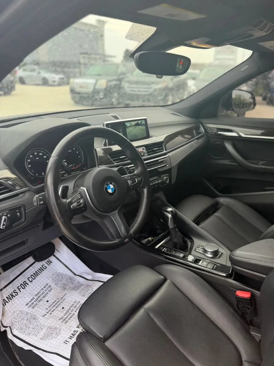 Used 2018 BMW X2 xDrive28i w/ M SportX Package AWD/4WD image 9