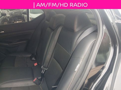 Used 2022 Nissan Altima 2.5 SR w/ Midnight Edition Package image 8