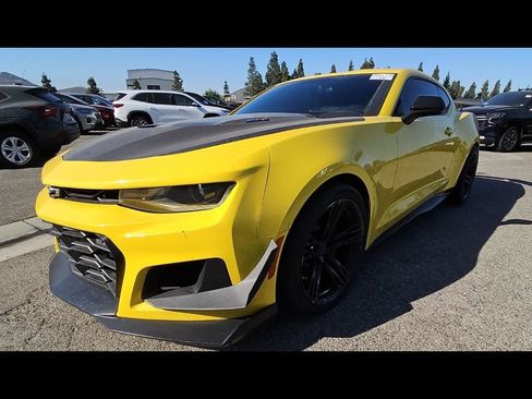 Used 2018 Chevrolet Camaro ZL1 RWD image 6