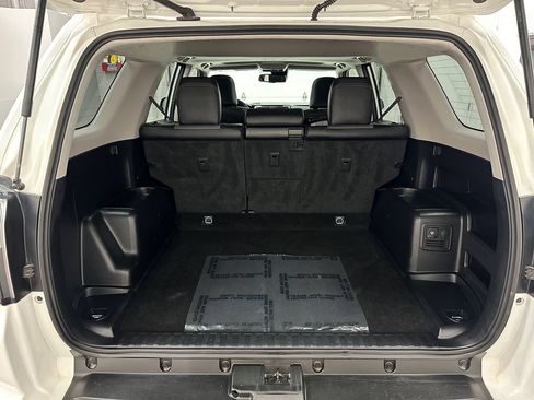 Used 2023 Toyota 4Runner SR5 Premium w/ Moonroof Package AWD/4WD image 35