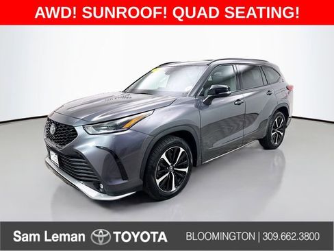 Used 2022 Toyota Highlander XSE image 3