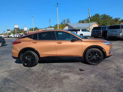 Used 2024 Buick Envista Sport Touring w/ Experience Buick Package image 3