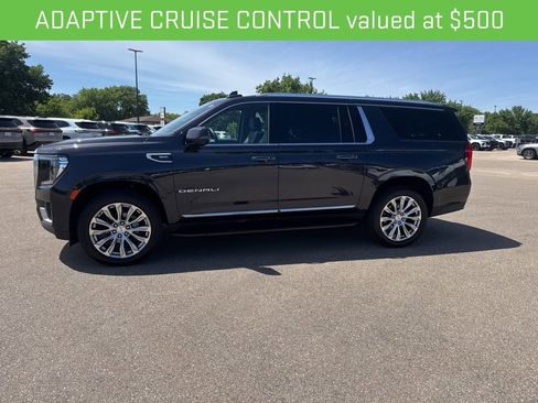 Used 2023 GMC Yukon XL Denali w/ Max Trailering Package AWD/4WD image 6