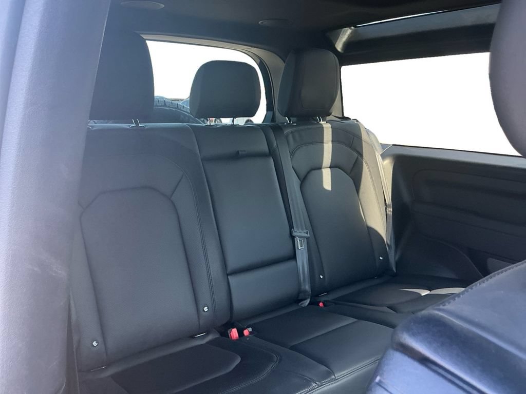Used 2023 Land Rover Defender 90 X-Dynamic SE AWD/4WD image 23