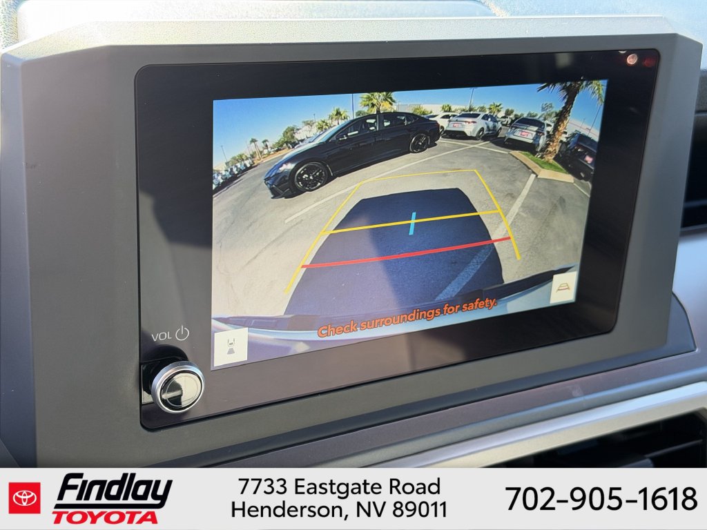 Used 2025 Toyota Tacoma SR5 AWD/4WD image 23