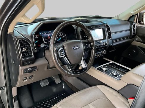 Used 2018 Ford Expedition Limited AWD/4WD image 18
